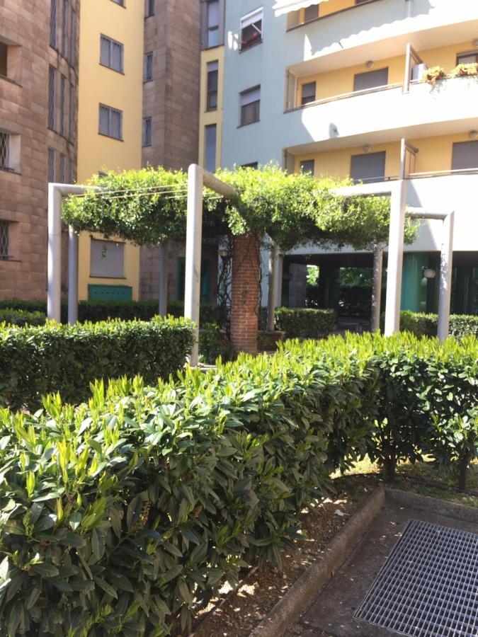 Bedandbreakfast Eni Torri Lombarde San Donato Bbqueen Сан-Донато-Миланезе Экстерьер фото